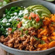 Bol De Dinde Hachée Et Patate Douce Délicieux