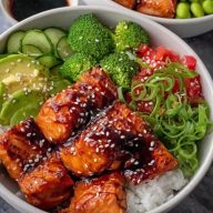 Bols De Saumon Teriyaki Floconneux