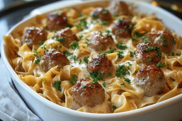 Gratin De Nouilles Aux Boulettes Suédoises