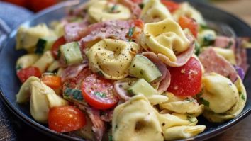 Salade de Tortellini à lItalienne
