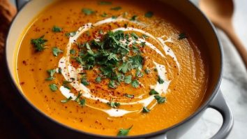 Soupe De Patate Douce Satisfaisante Sans Gluten Ni Produits Laitiers