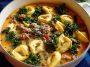 Soupe De Tortellini Aux Saucisses Et Au Kale