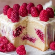 Gâteau Blanc Au Chocolat Et Framboises